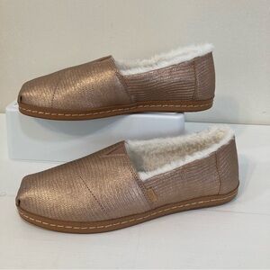TOMS Alpargata Leather Wrap Sz. 7.5 Womens Rose Gold Metallic Slip On Shoes NEW
